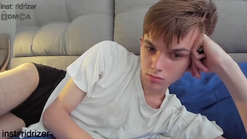 horny_jerk_roy_prick2001  15-05-2022